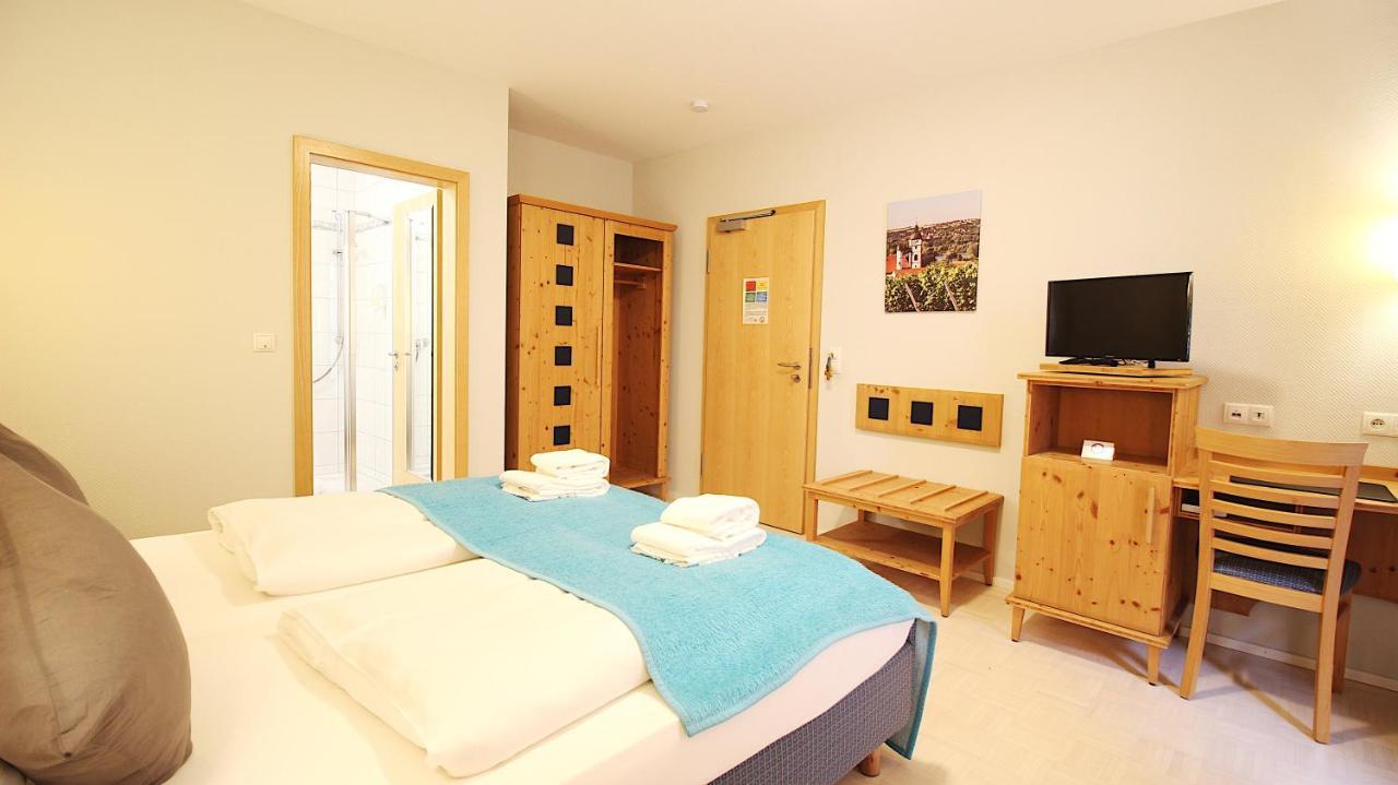 Aparthotel Alte Schmiede デッテルバッハ エクステリア 写真