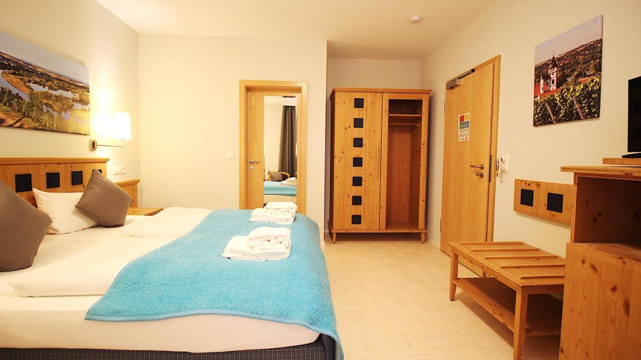 Aparthotel Alte Schmiede デッテルバッハ エクステリア 写真