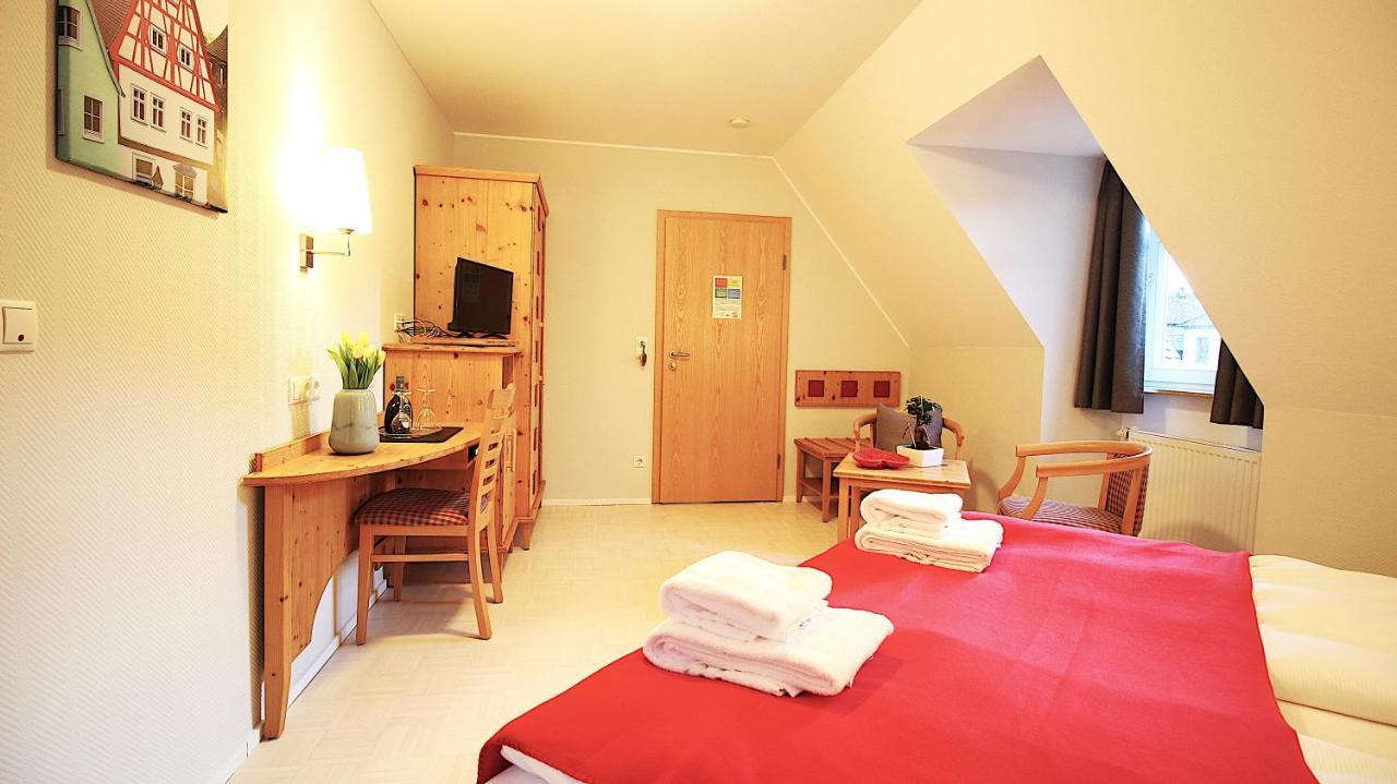 Aparthotel Alte Schmiede デッテルバッハ エクステリア 写真