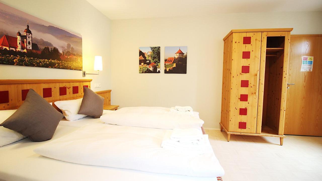 Aparthotel Alte Schmiede デッテルバッハ エクステリア 写真